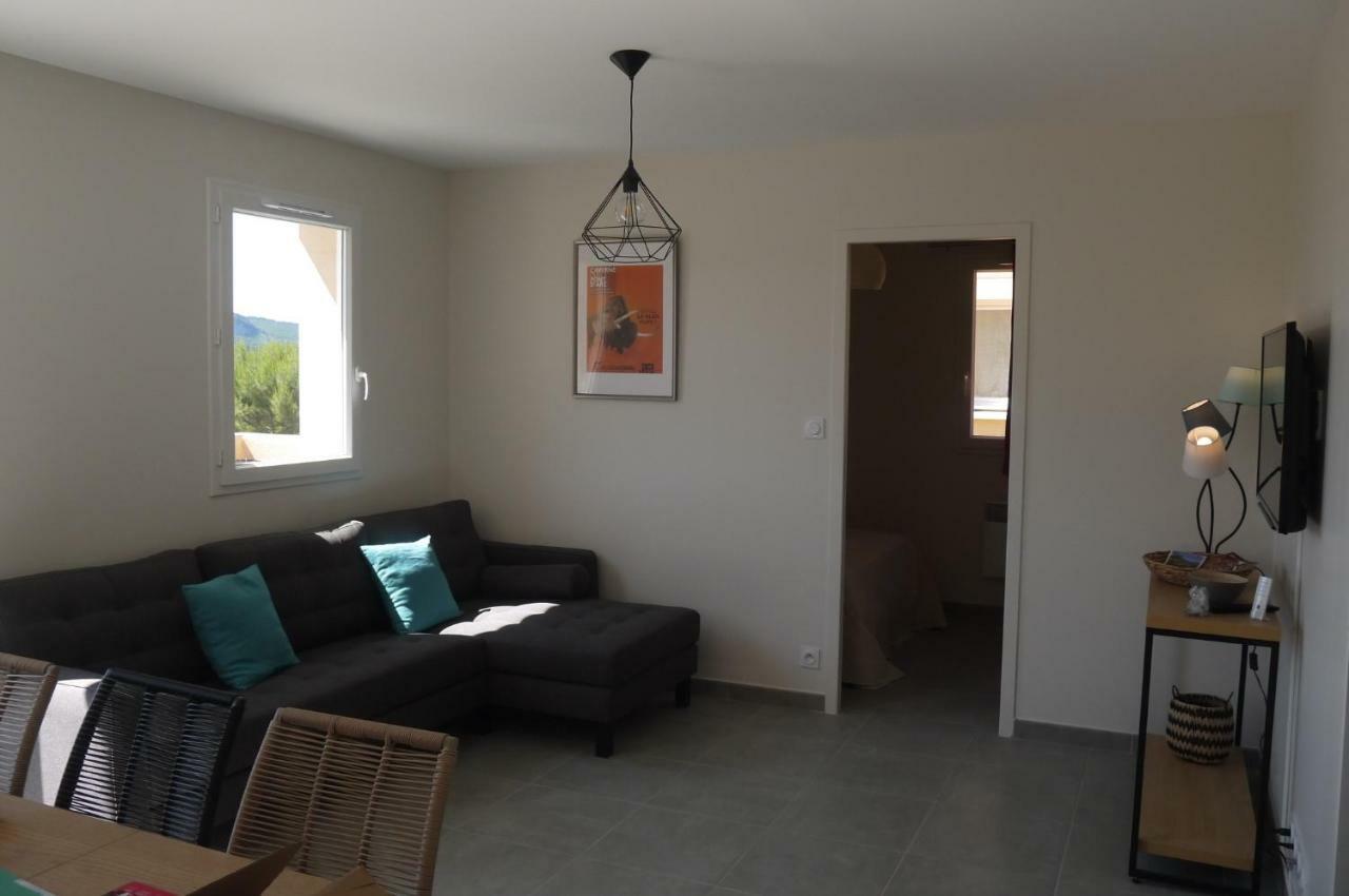 Les Oliviers Villa Vallon-Pont-dʼArc Екстериор снимка