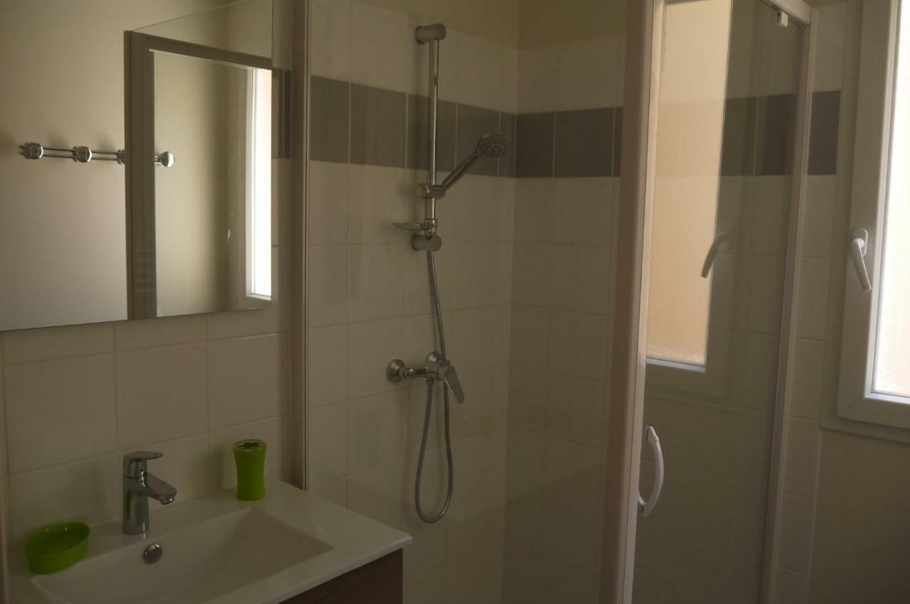 Les Oliviers Villa Vallon-Pont-dʼArc Екстериор снимка
